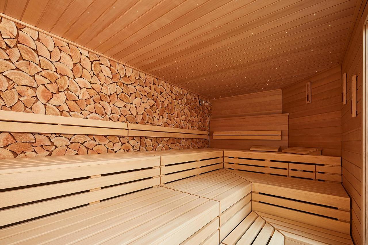 Erfurths Bergfried Ferien & Wellnesshotel Hinterzarten Ngoại thất bức ảnh