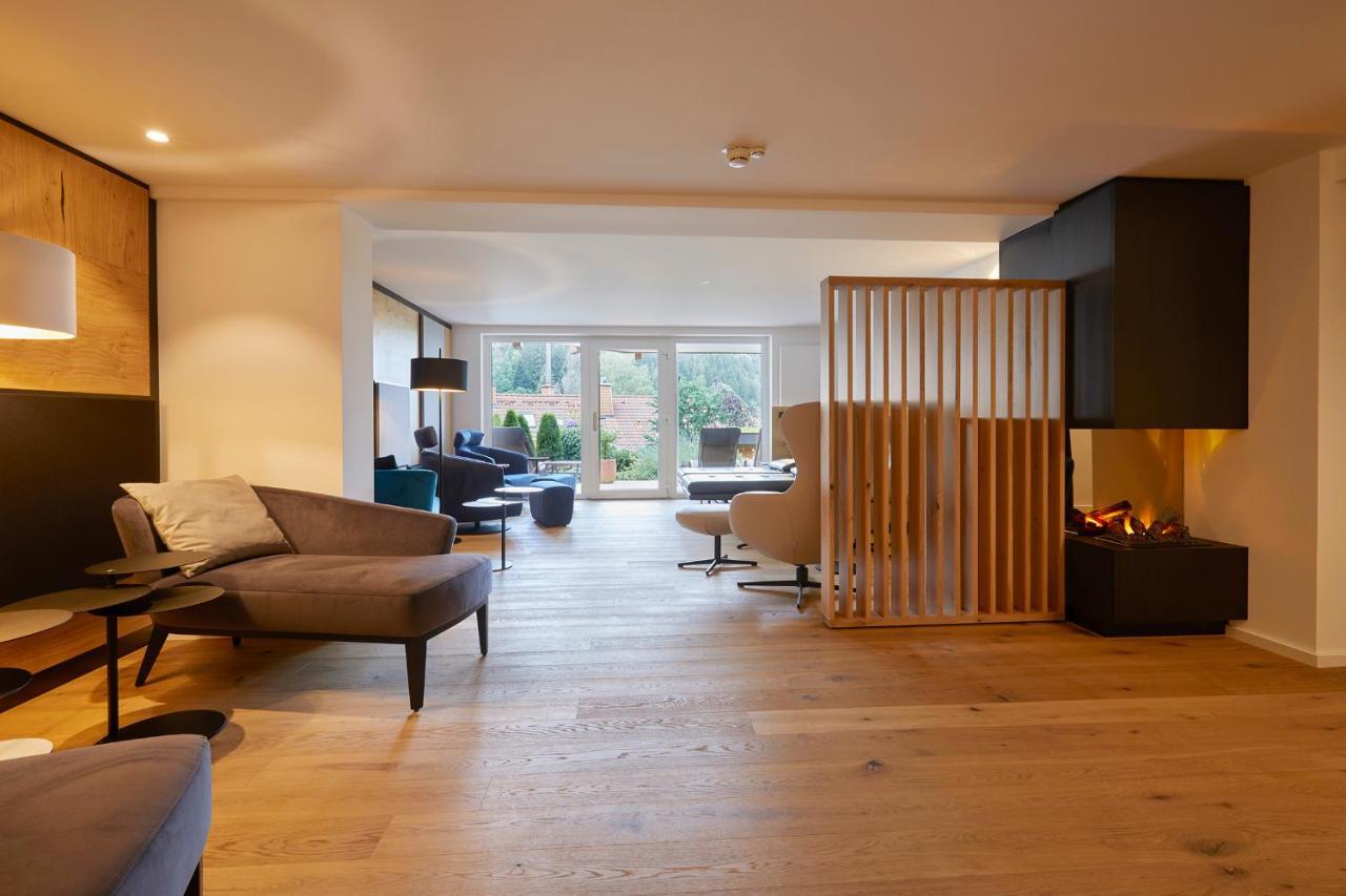 Erfurths Bergfried Ferien & Wellnesshotel Hinterzarten Ngoại thất bức ảnh