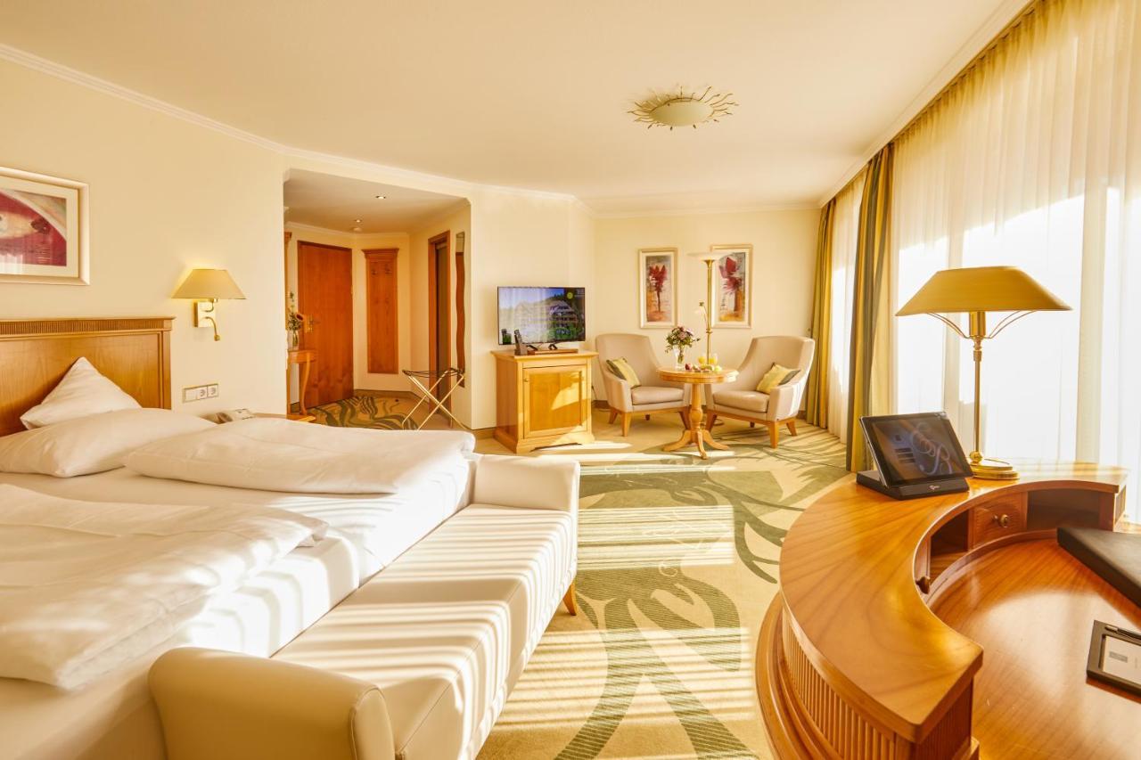 Erfurths Bergfried Ferien & Wellnesshotel Hinterzarten Ngoại thất bức ảnh
