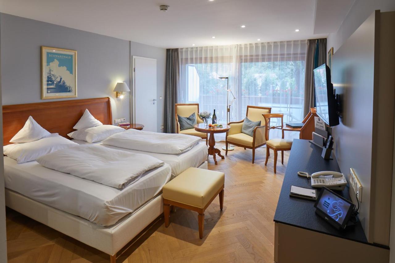Erfurths Bergfried Ferien & Wellnesshotel Hinterzarten Ngoại thất bức ảnh