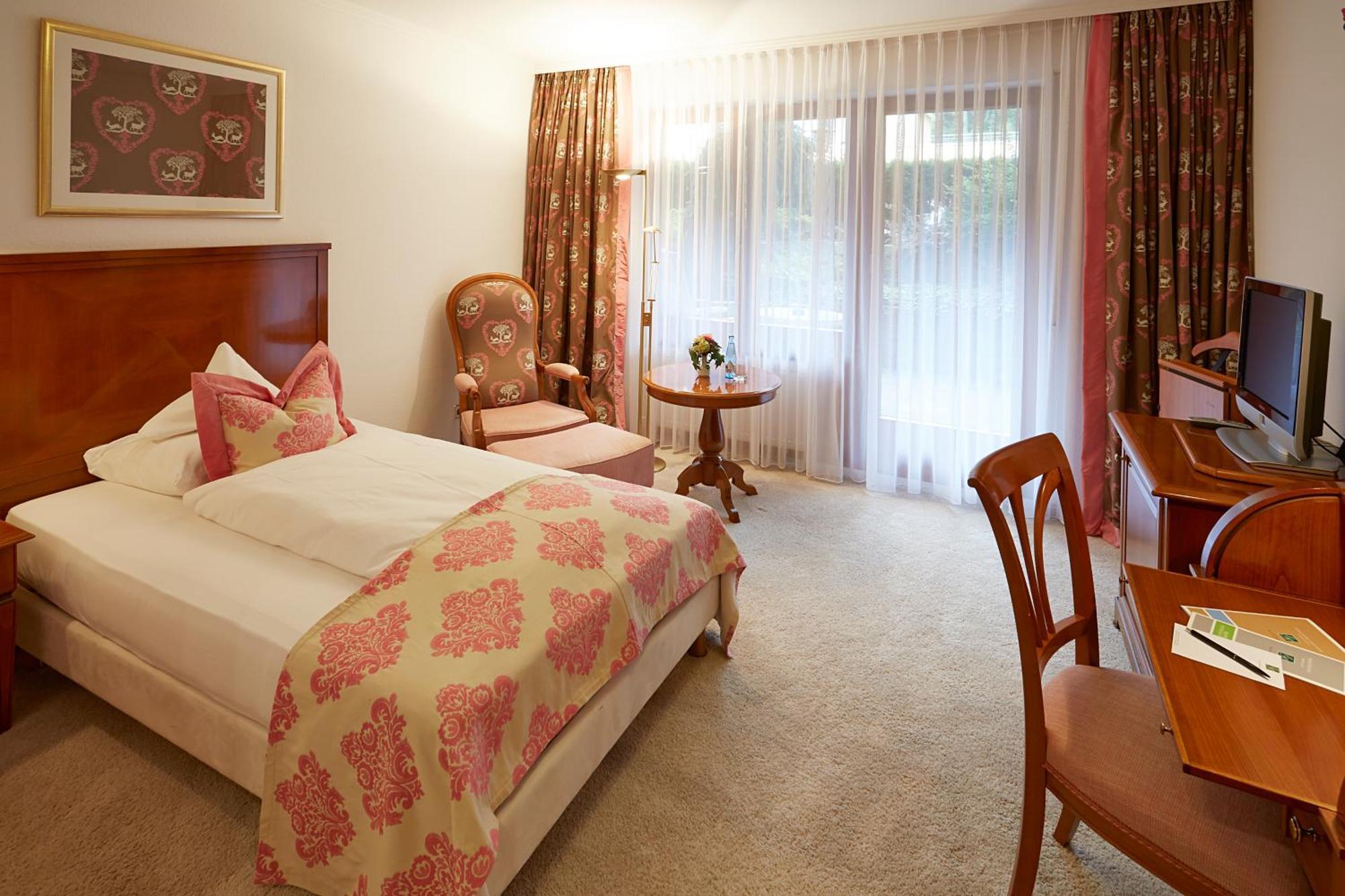 Erfurths Bergfried Ferien & Wellnesshotel Hinterzarten Ngoại thất bức ảnh