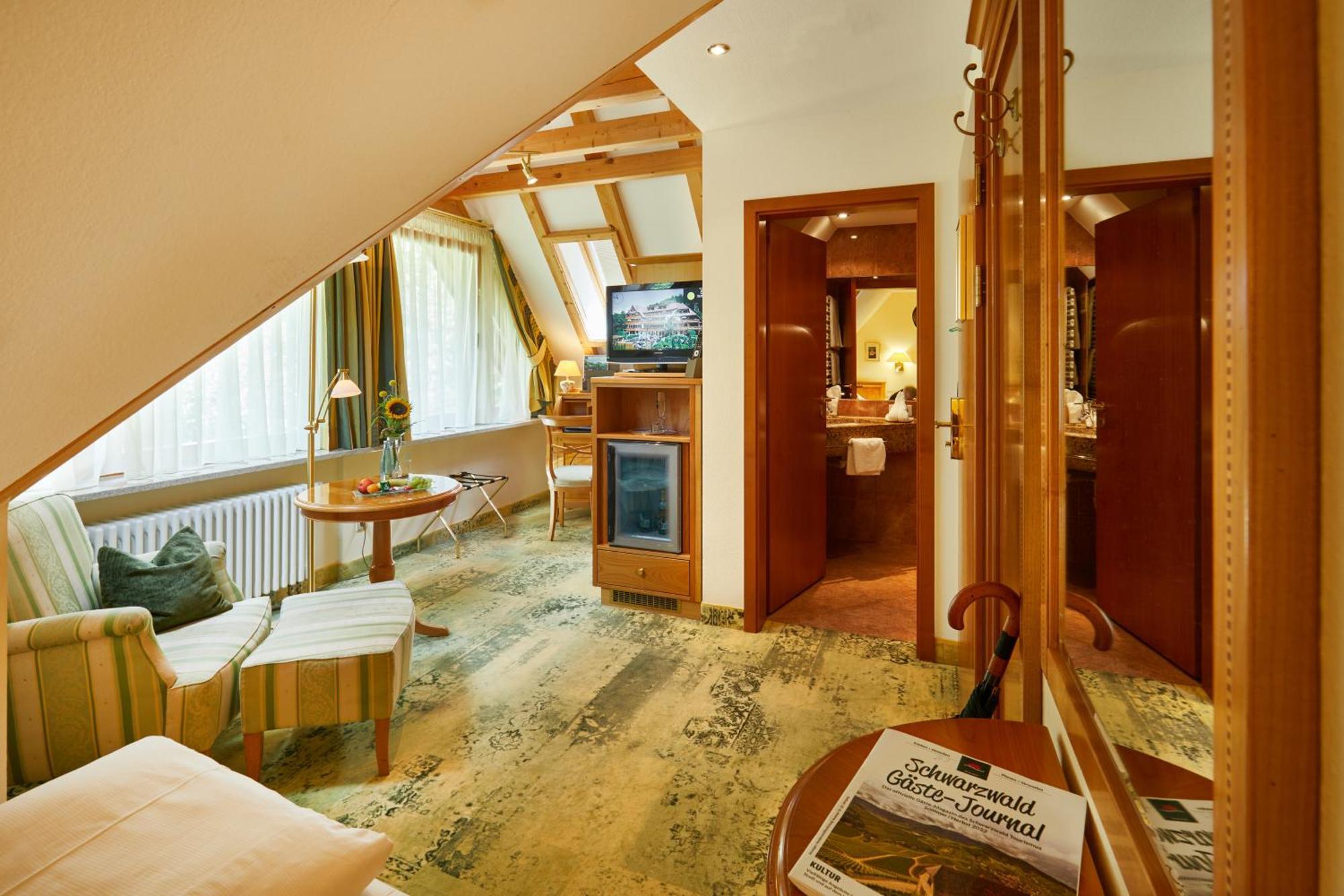 Erfurths Bergfried Ferien & Wellnesshotel Hinterzarten Ngoại thất bức ảnh