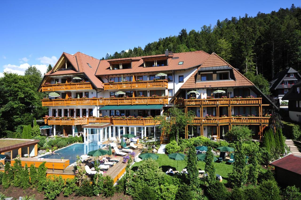 Erfurths Bergfried Ferien & Wellnesshotel Hinterzarten Ngoại thất bức ảnh